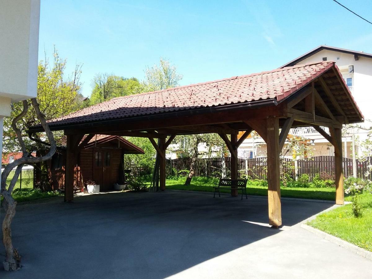 Vila Bbq Ljubljana Eksteriør bilde